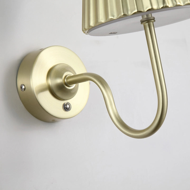 The Jules: Industrial Cordless Elegance